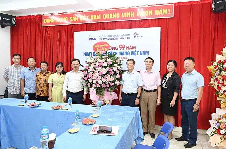 Trung tâm Thông tin du lịch: Chặng đường 29 năm nỗ lực xây dựng và phát triển Trung tâm Thông tin du lịch: Chặng đường 29 năm nỗ lực xây dựng và phát triển