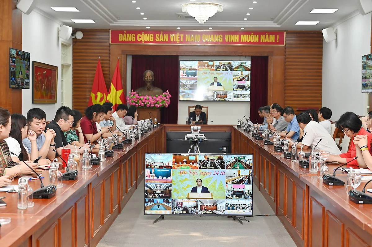Thủ tướng Chính phủ chủ trì Phiên họp lần thứ 8 của Ủy ban Quốc gia về chuyển đổi số