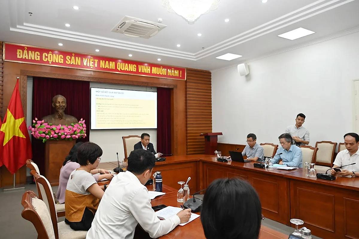 Thủ tướng Chính phủ chủ trì Phiên họp lần thứ 8 của Ủy ban Quốc gia về chuyển đổi số
