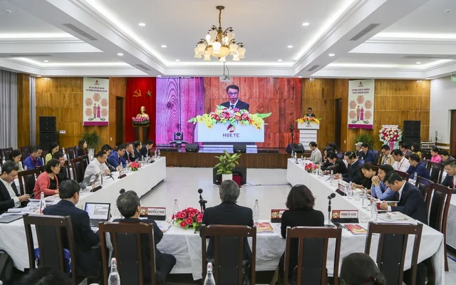 Áp dụng các nền tảng số dùng chung để tạo dữ liệu lớn, hiện đại hoá đào tạo nghề du lịch