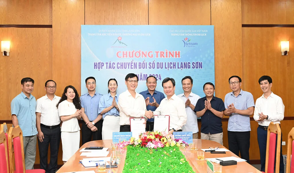 Ứng dụng công nghệ, chuyển đổi số hỗ trợ công tác quản lý, kinh doanh du lịch và nâng cao trải nghiệm du khách